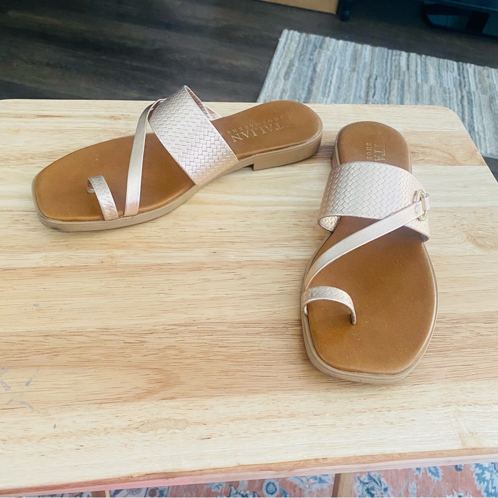 Italian Shoemakers Gold Sandals